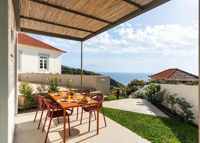 Villa Memorhia Village Calheta (Madeira)