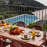 Memorhia Village By Ourmadeira *
